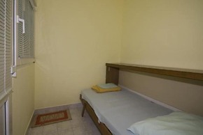 Luka - Free Parking - A2