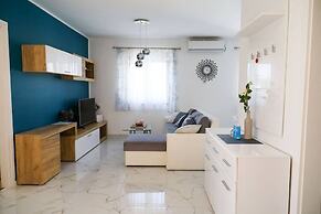 Franny - Comfortable - H