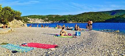 Boro - Free Parking and Grill - A1