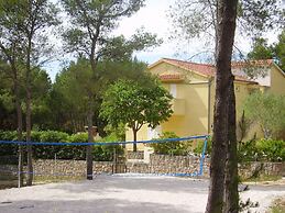 Denis - 100 m From Beach - H