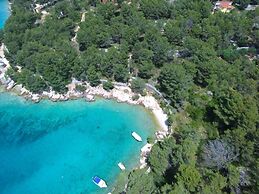 Denis - 100 m From Beach - H