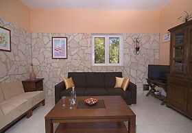 Denis - 100 m From Beach - H