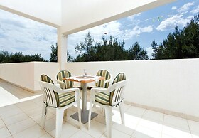 Denis - 100 m From Beach - H