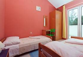 Denis - 100 m From Beach - H