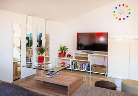 Luce - Pool and View - A1