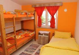 Tiho - Nice View - A2 kat