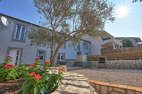Ante - Garden Terrace - H