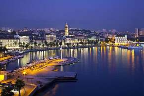 Bosiljka-comfortable and Modern - A1