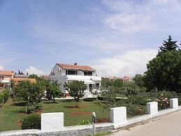 Kuce - 150m From the Beach With Parking - SA2