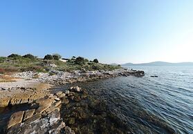 Mari - Whole Island for you - H