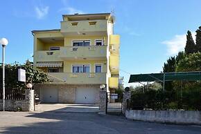 Vinko - 100m From Beach - B2