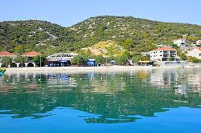 Mira 1 - Family Apartment - A Duje