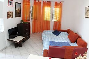 Niko - With Pool - A1