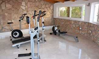 Niko - With Pool - A2