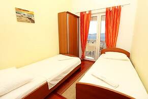 Neve - 100 m From Pebble Beach - A3