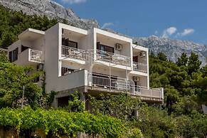 Vedra- Free Parking and Close to the Beach - SA2 - B