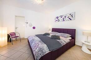 Luxury Villa With Pool - H