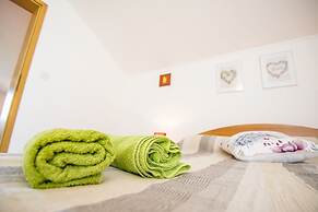 Višnja - Free Parking - A1