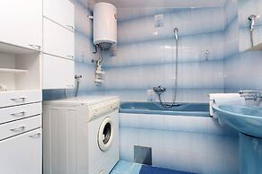 Zeljko - With Garden - SA2