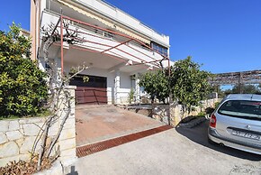 Zeljko - With Garden - SA2