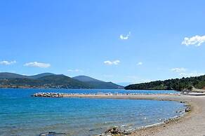 Mira - Apartment With 2 Parking Places - A1