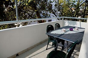 Mira - Apartment With 2 Parking Places - A1