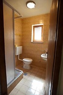 Luka - Free Parking - A1