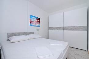 Zora - Garden Terrace and Grill - A4