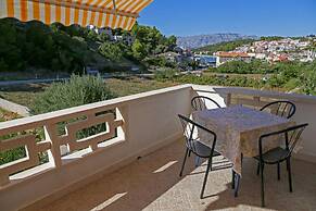 Boro - Free Parking and Grill - A2