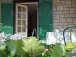 Brane - 150m From sea - SA4