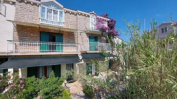 Brane - 150m From sea - SA4