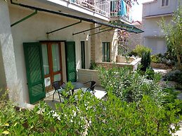 Brane - 150m From sea - SA4