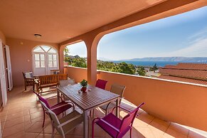 Tomica - Open Pool - A2 Mali