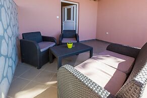 Tomica - Open Pool - A2 Mali