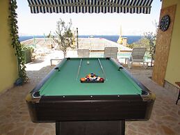 Zlato - With Pool - A3 Lovor