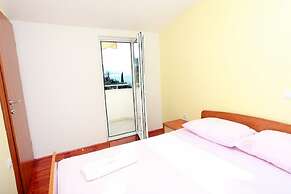 Neve - 100 m From Pebble Beach - A4