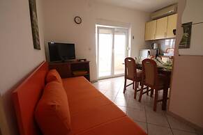 Zora - Garden Terrace and Grill - A6