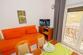 Zora - Garden Terrace and Grill - A6