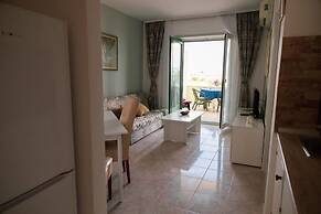 Novis - Close to the sea - A3 Maria