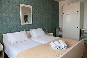 Novis - Close to the sea - A3 Maria