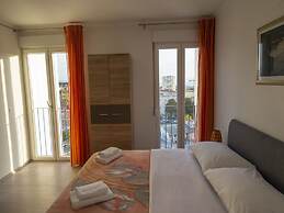 Mar - With View - Sa3-red