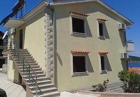 Vik - 60 m From the sea - A3