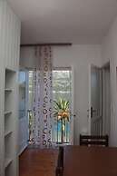 Tereza - in Center - A1