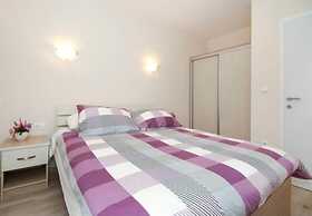 Snjezanal- in the Center - A1