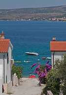 Vik - 60 m From the sea - A1