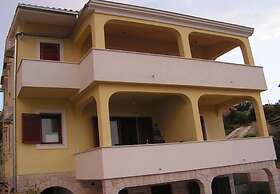 Vik - 60 m From the sea - A1