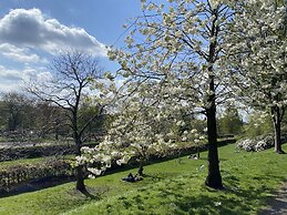 Captivating Apartment in Glasgow Westend, uk