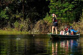 Amazon Boto Lodge