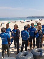 FreeSurfCamp