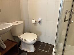 FreeSurfCamp & Hostel